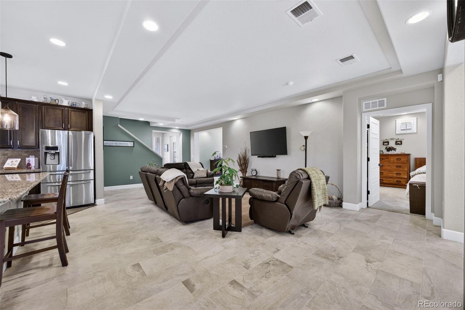 MLS Image #11 for 5461  ensenada court,denver, Colorado