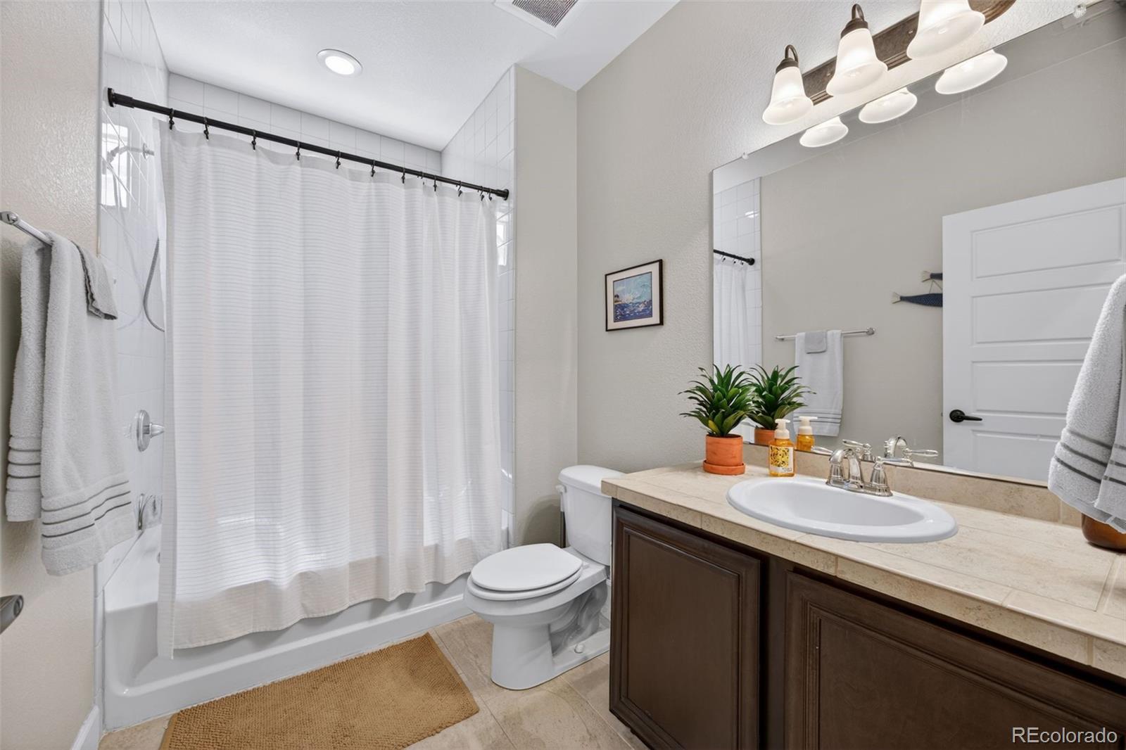 MLS Image #7 for 5461  ensenada court,denver, Colorado