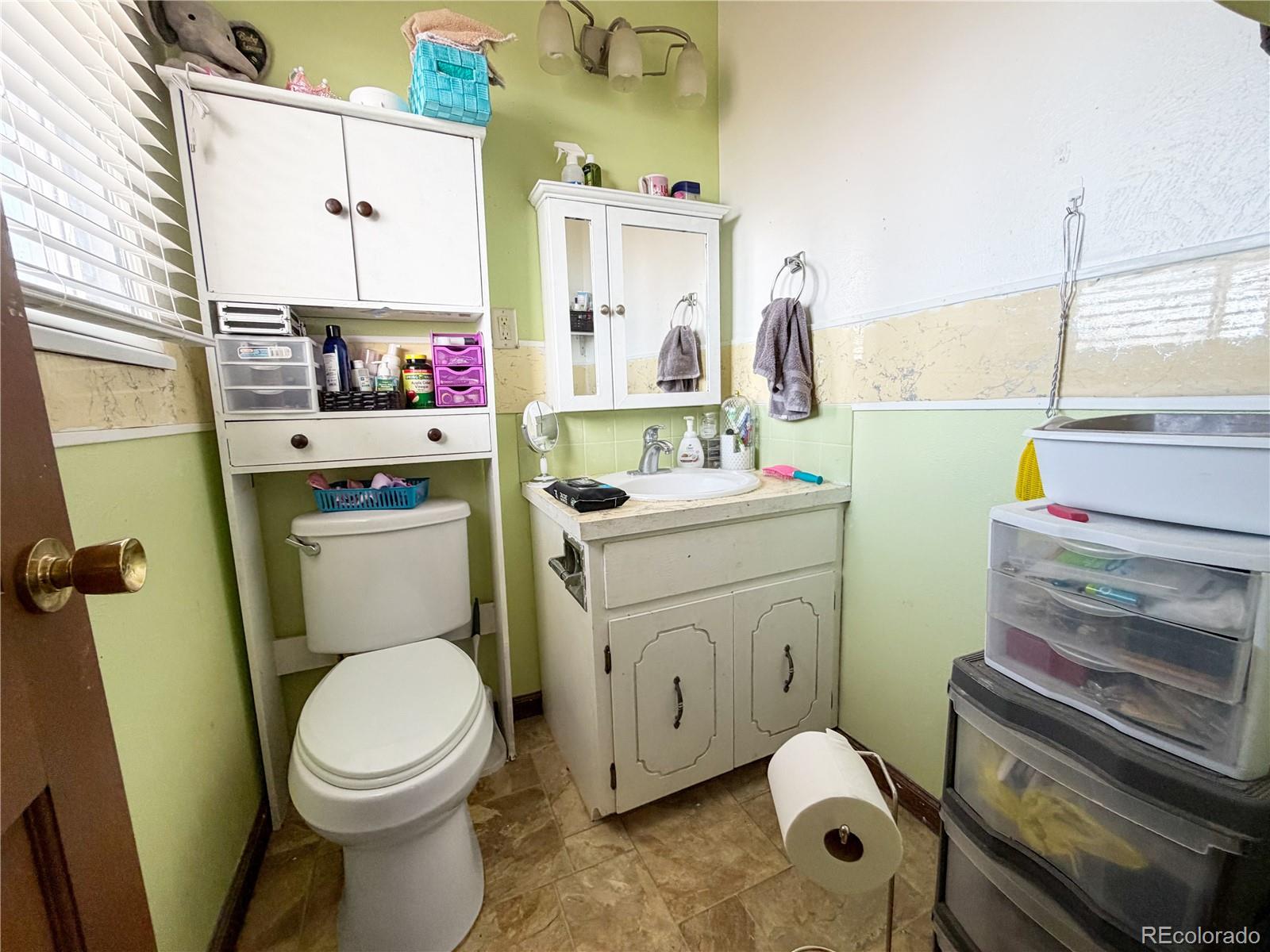 MLS Image #14 for 662  ash avenue,akron, Colorado