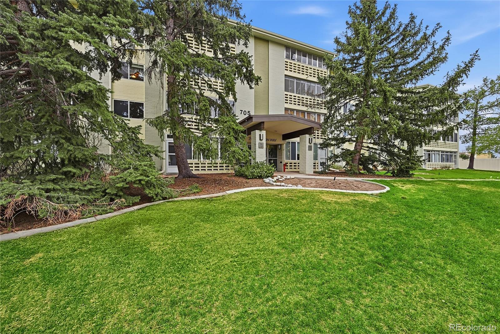 MLS Image #25 for 705 s alton way,denver, Colorado