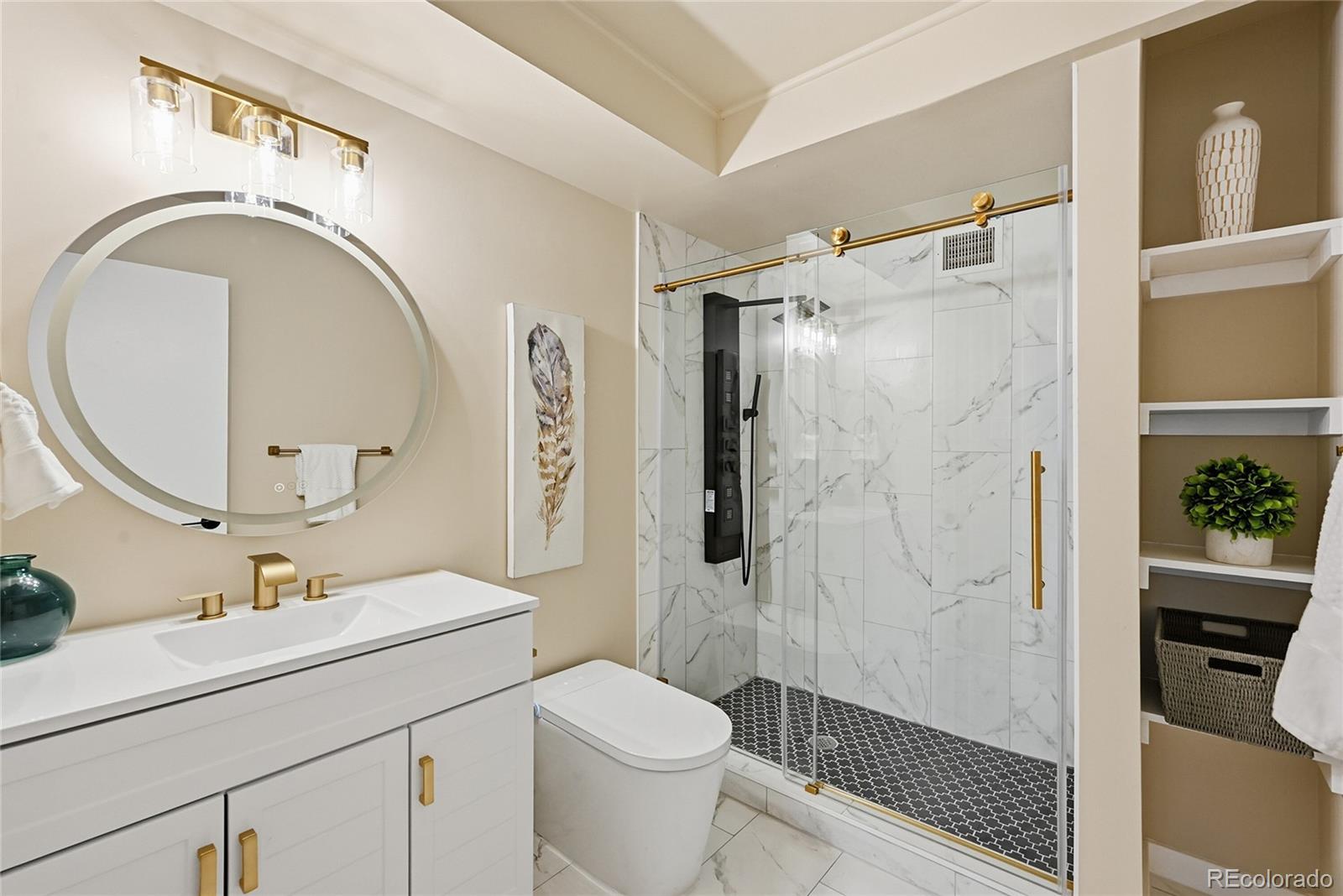 MLS Image #9 for 705 s alton way,denver, Colorado