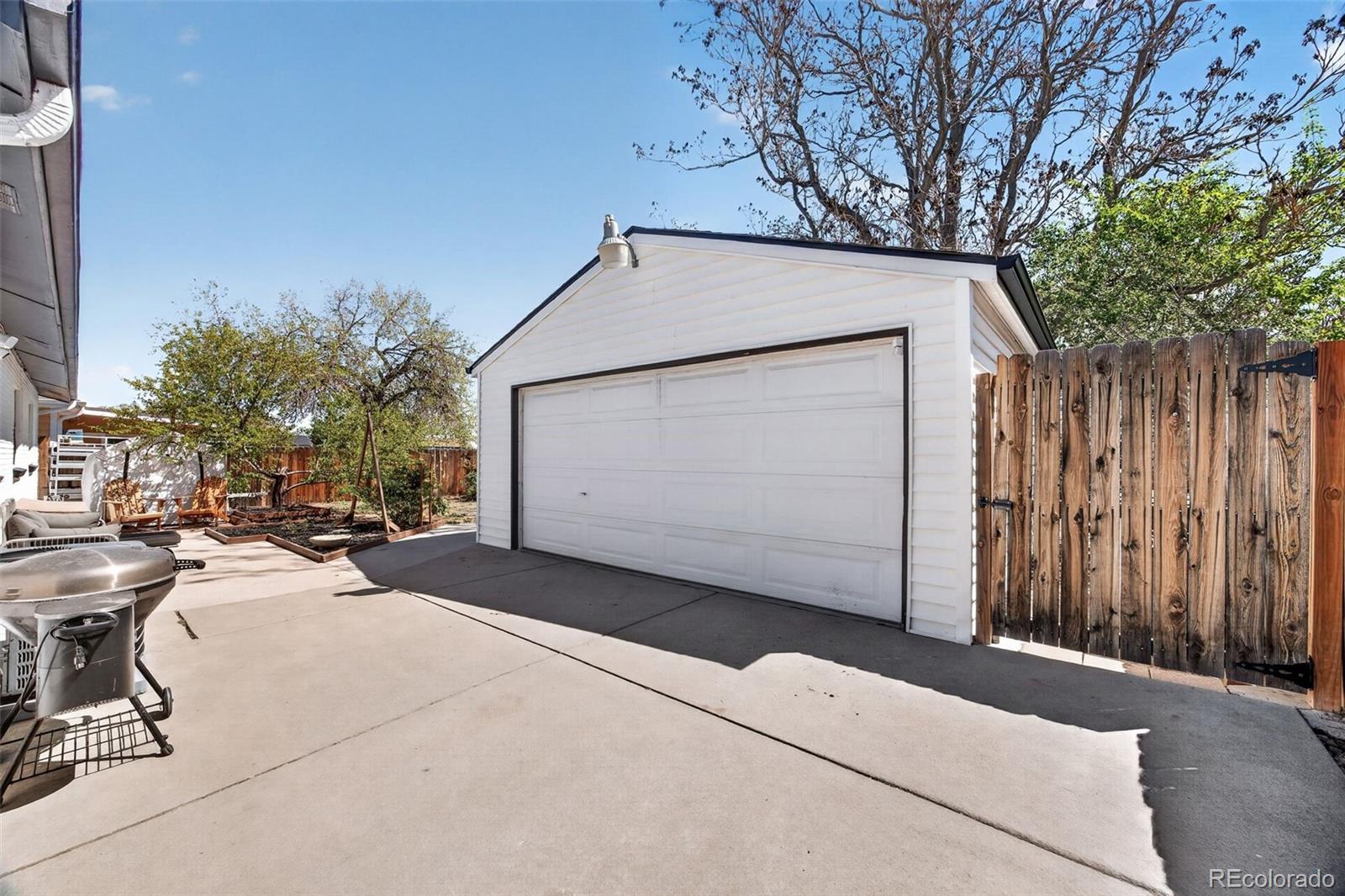 MLS Image #26 for 5560  wheeling street,denver, Colorado