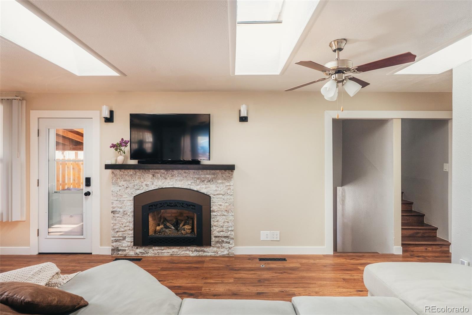 MLS Image #8 for 581  del norte street,denver, Colorado