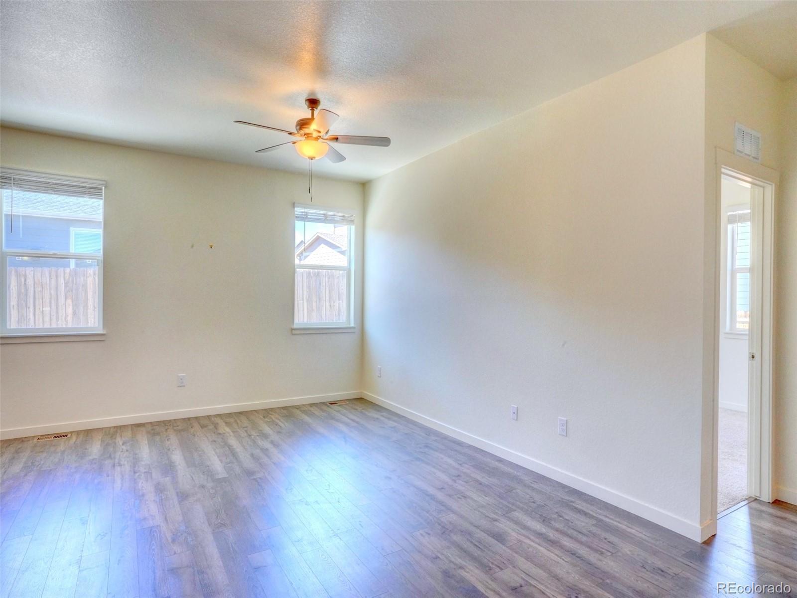 MLS Image #11 for 13335  xanthia street,thornton, Colorado
