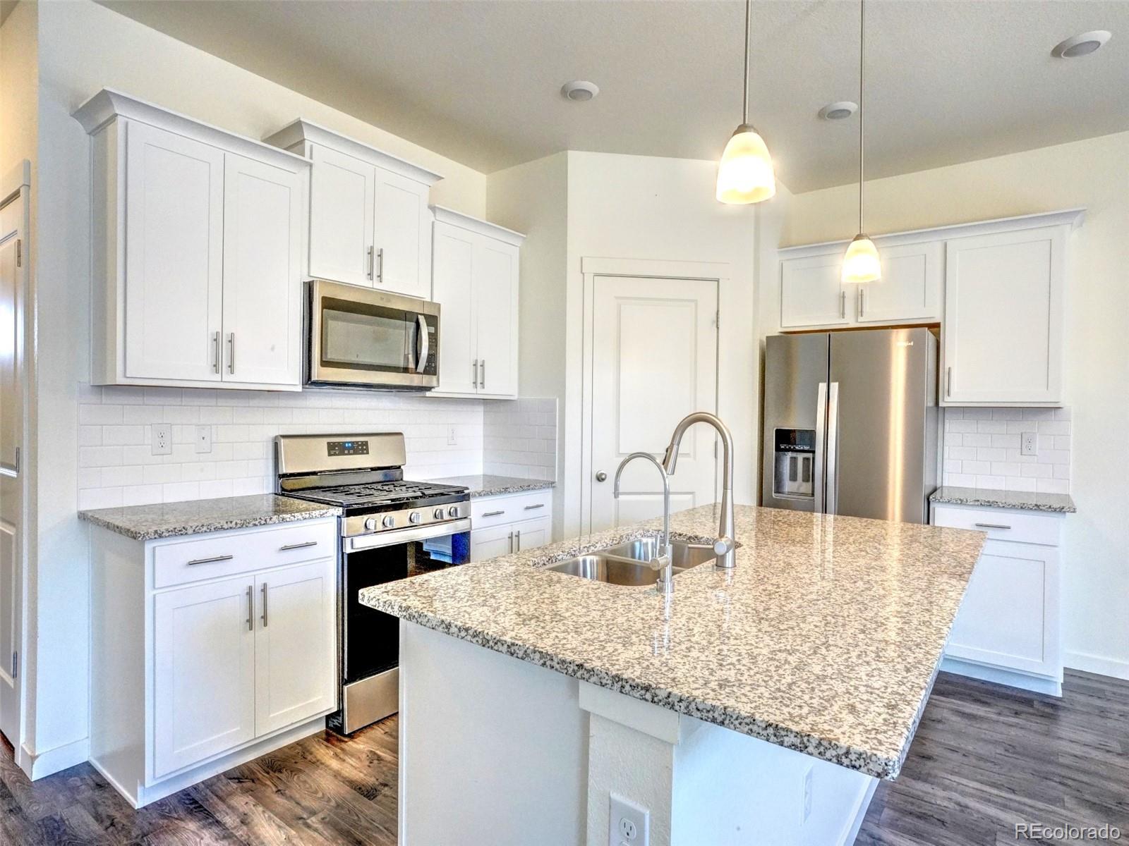 MLS Image #5 for 13335  xanthia street,thornton, Colorado