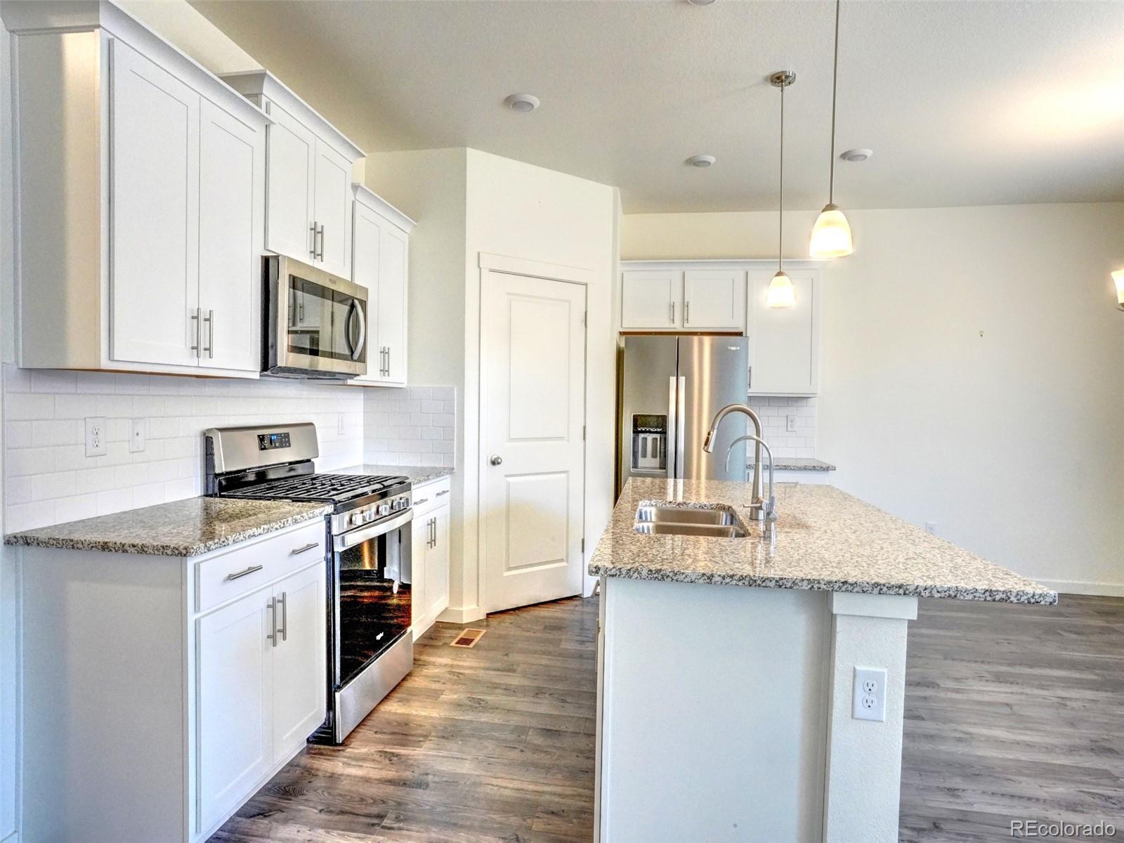MLS Image #6 for 13335  xanthia street,thornton, Colorado