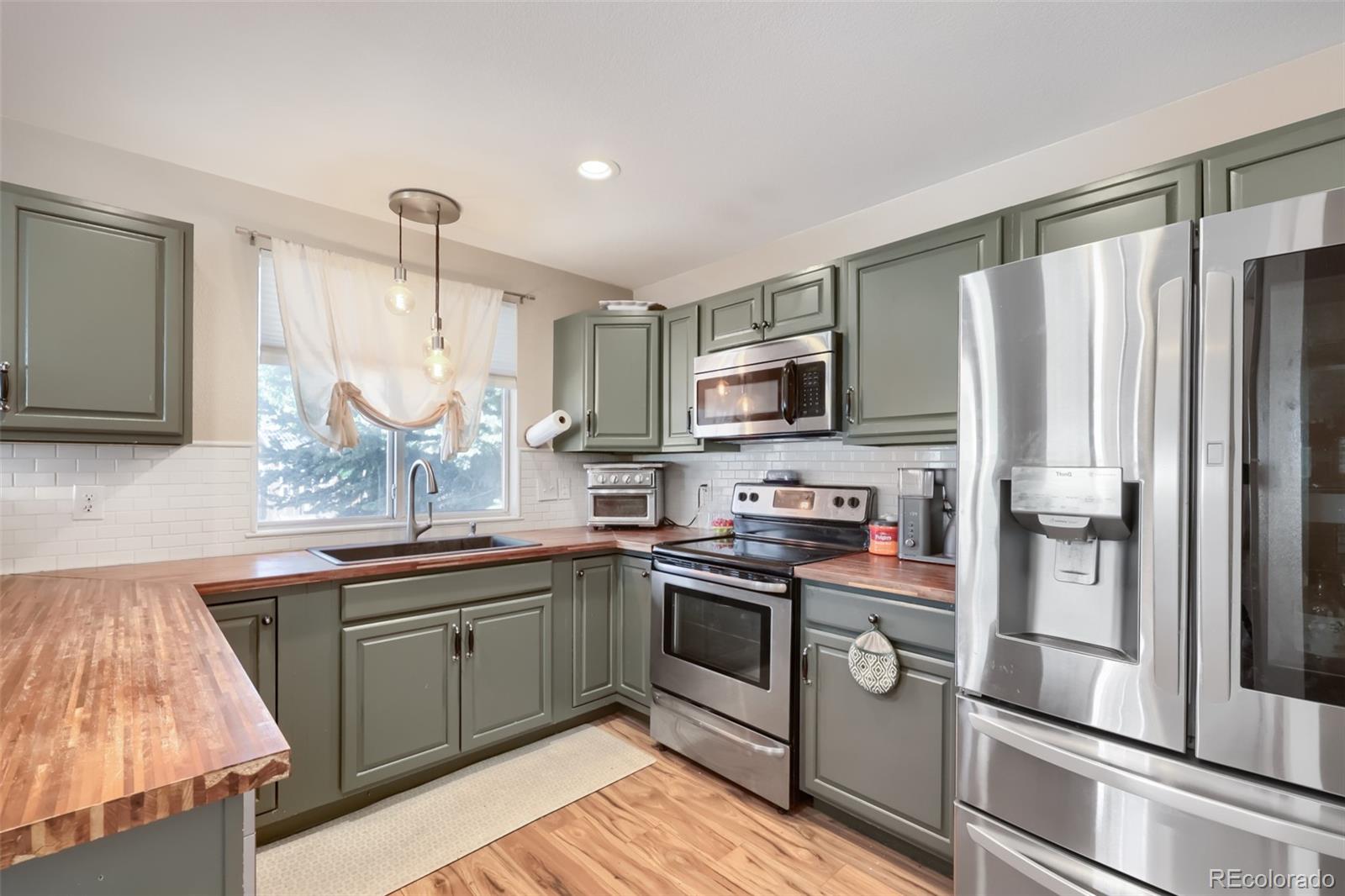 MLS Image #10 for 8746  cloverleaf circle,parker, Colorado