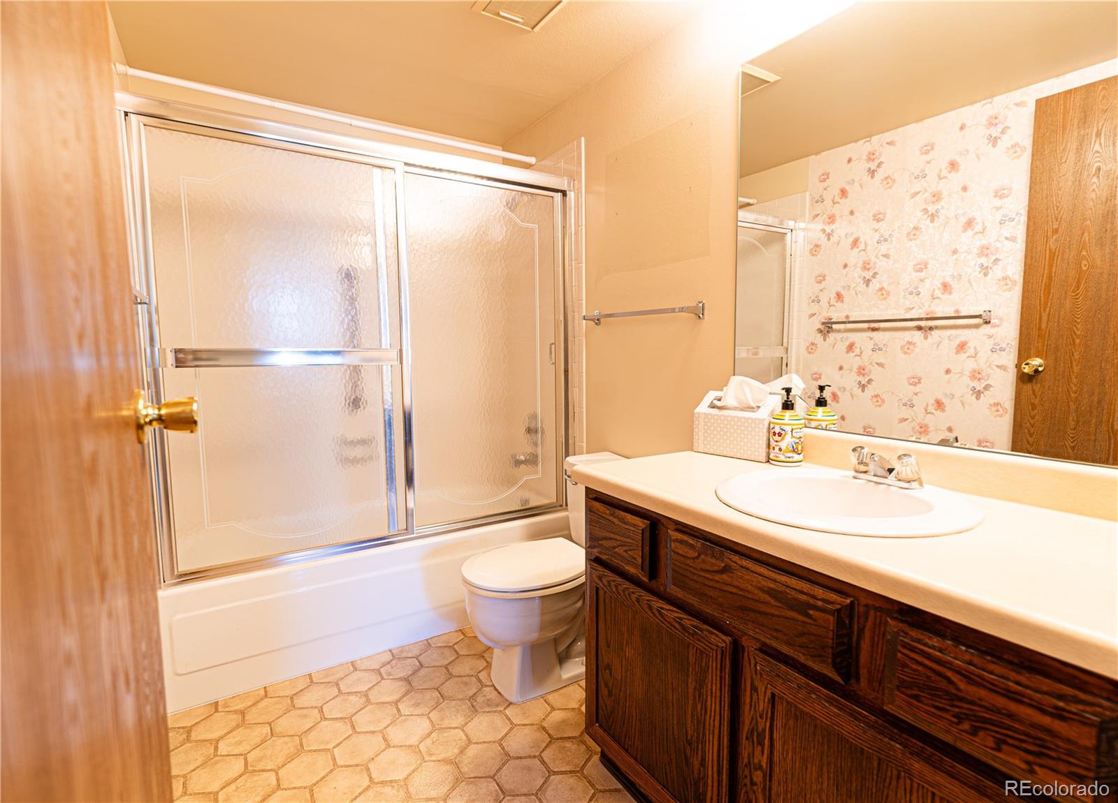 MLS Image #8 for 13850 e marina drive 206,aurora, Colorado