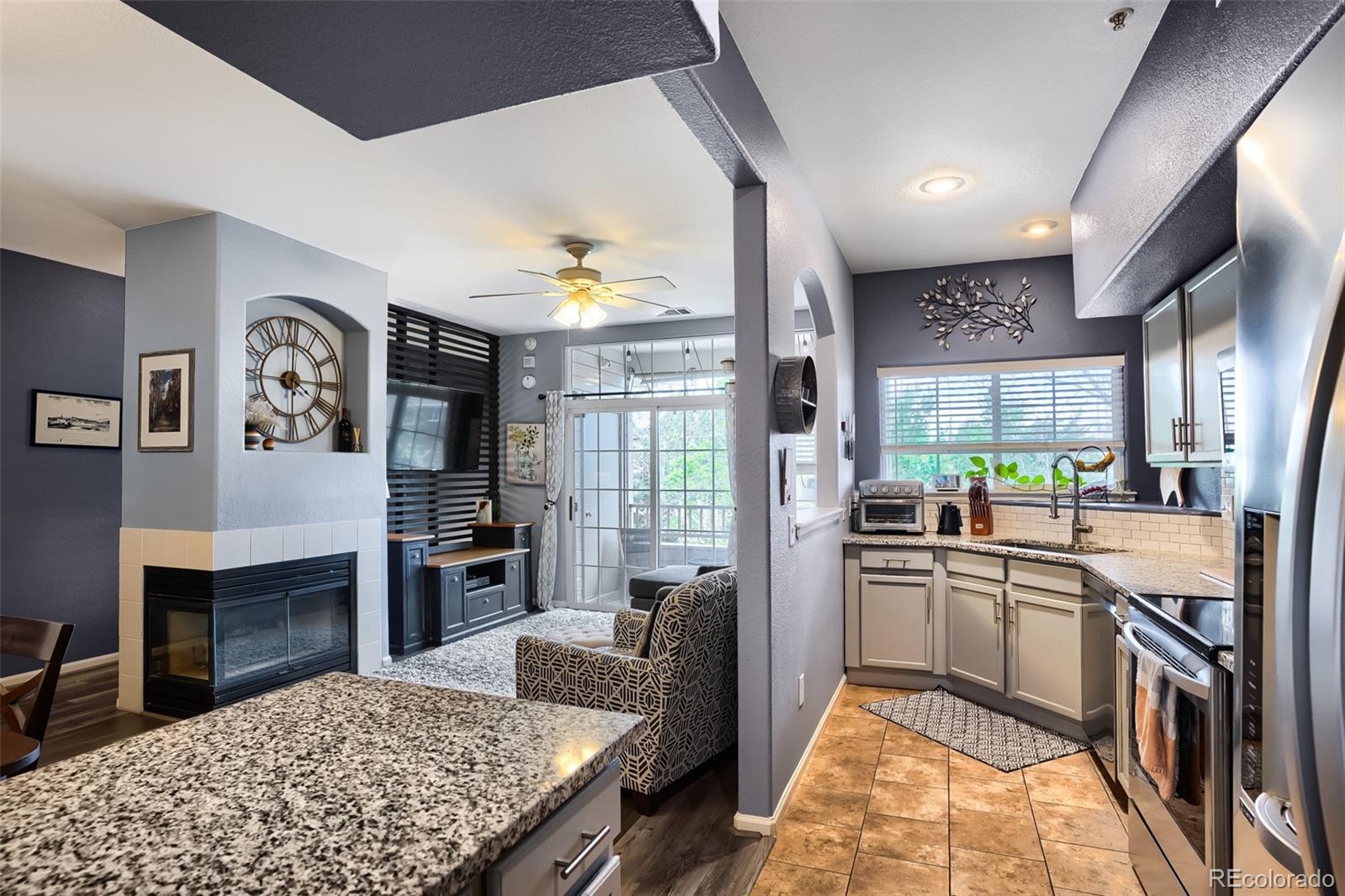 MLS Image #11 for 9550 e florida avenue,denver, Colorado