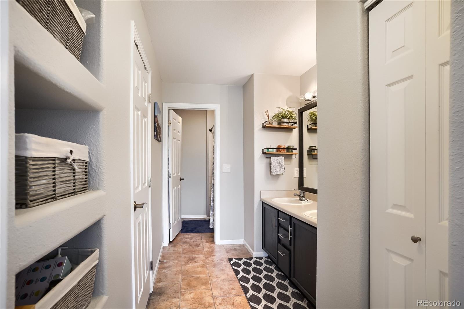 MLS Image #19 for 9550 e florida avenue,denver, Colorado
