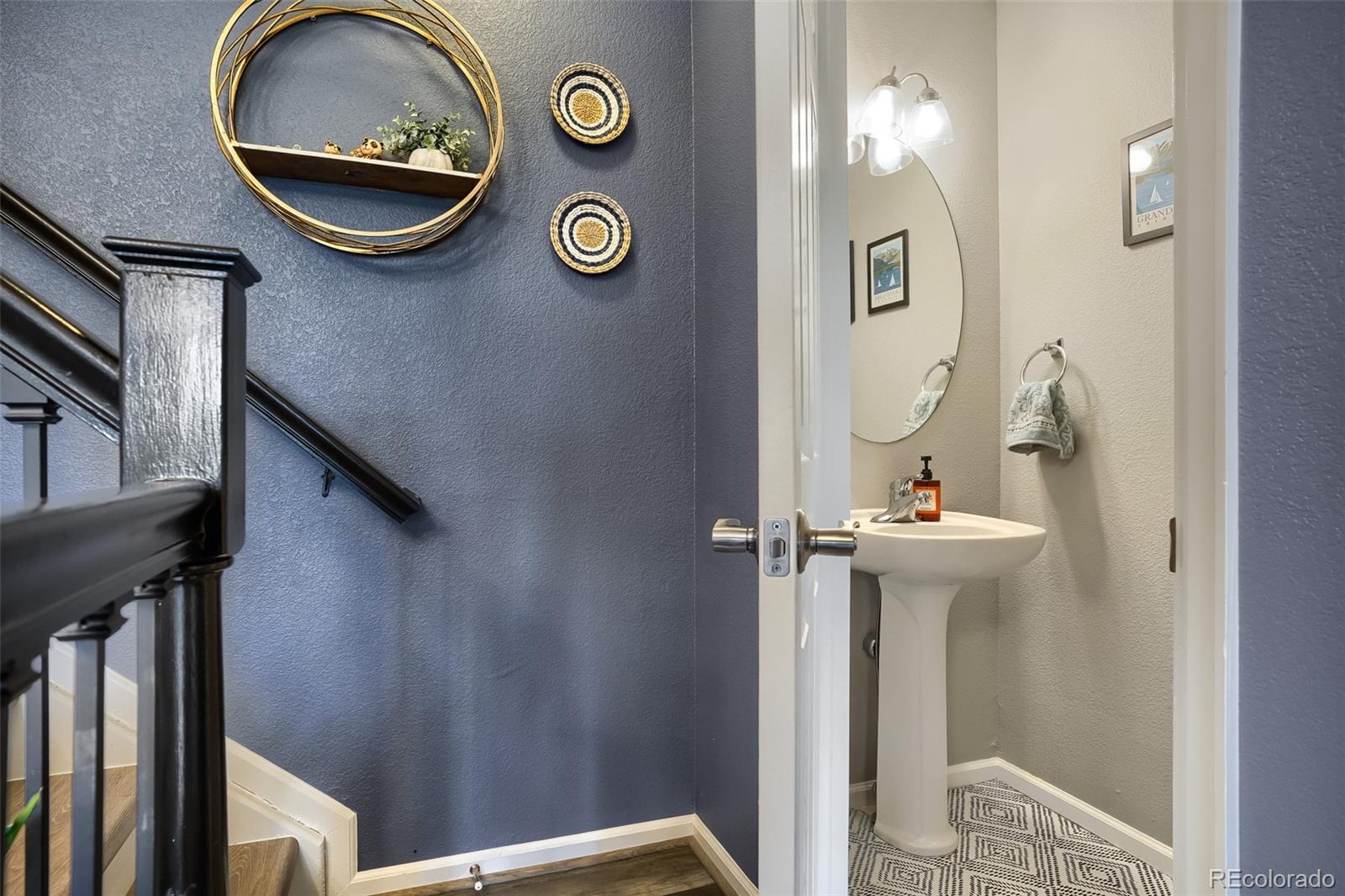 MLS Image #3 for 9550 e florida avenue,denver, Colorado