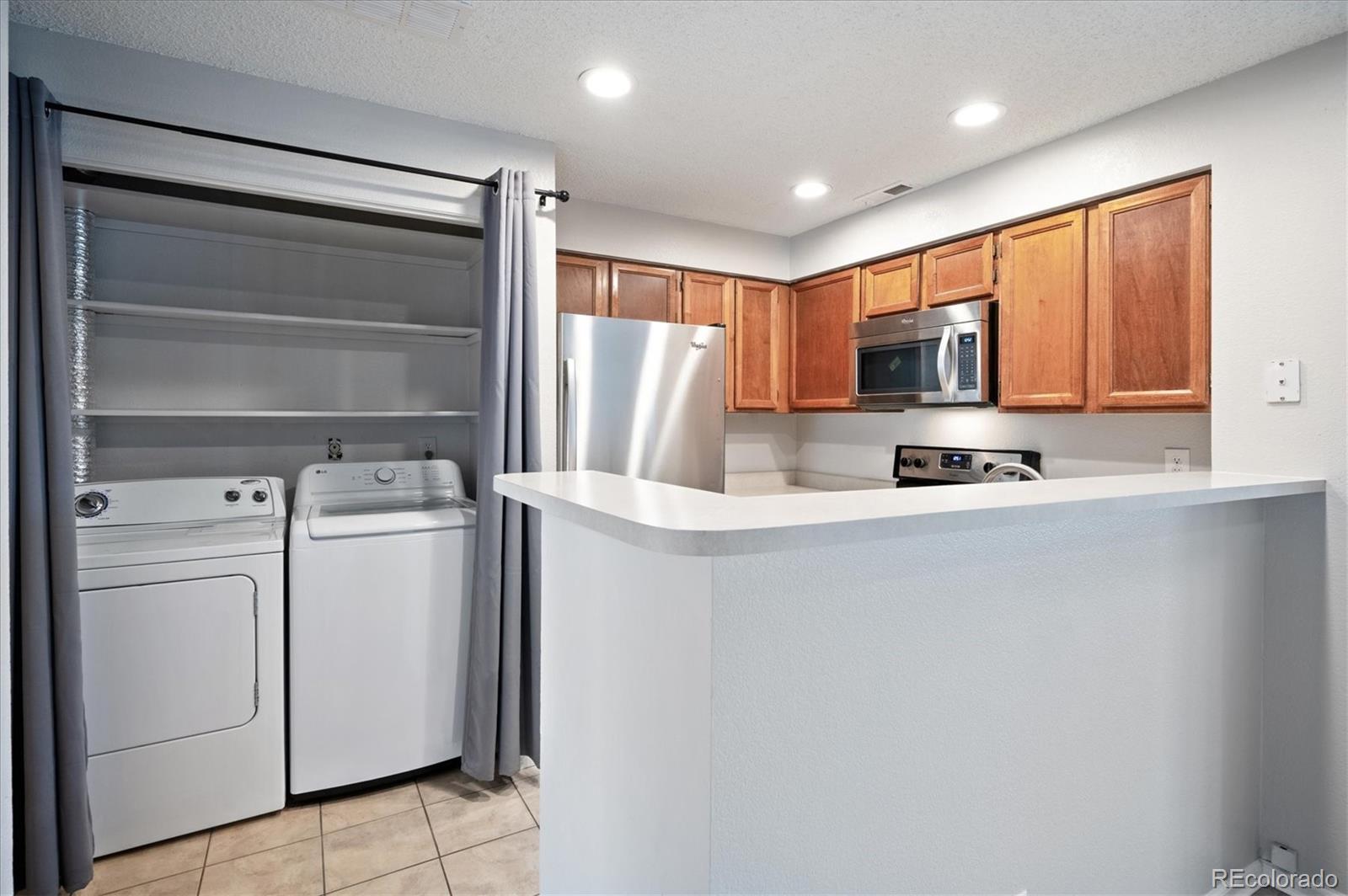 MLS Image #11 for 846 s vance street,lakewood, Colorado