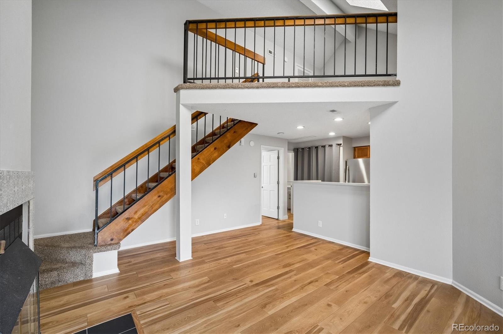MLS Image #4 for 846 s vance street,lakewood, Colorado
