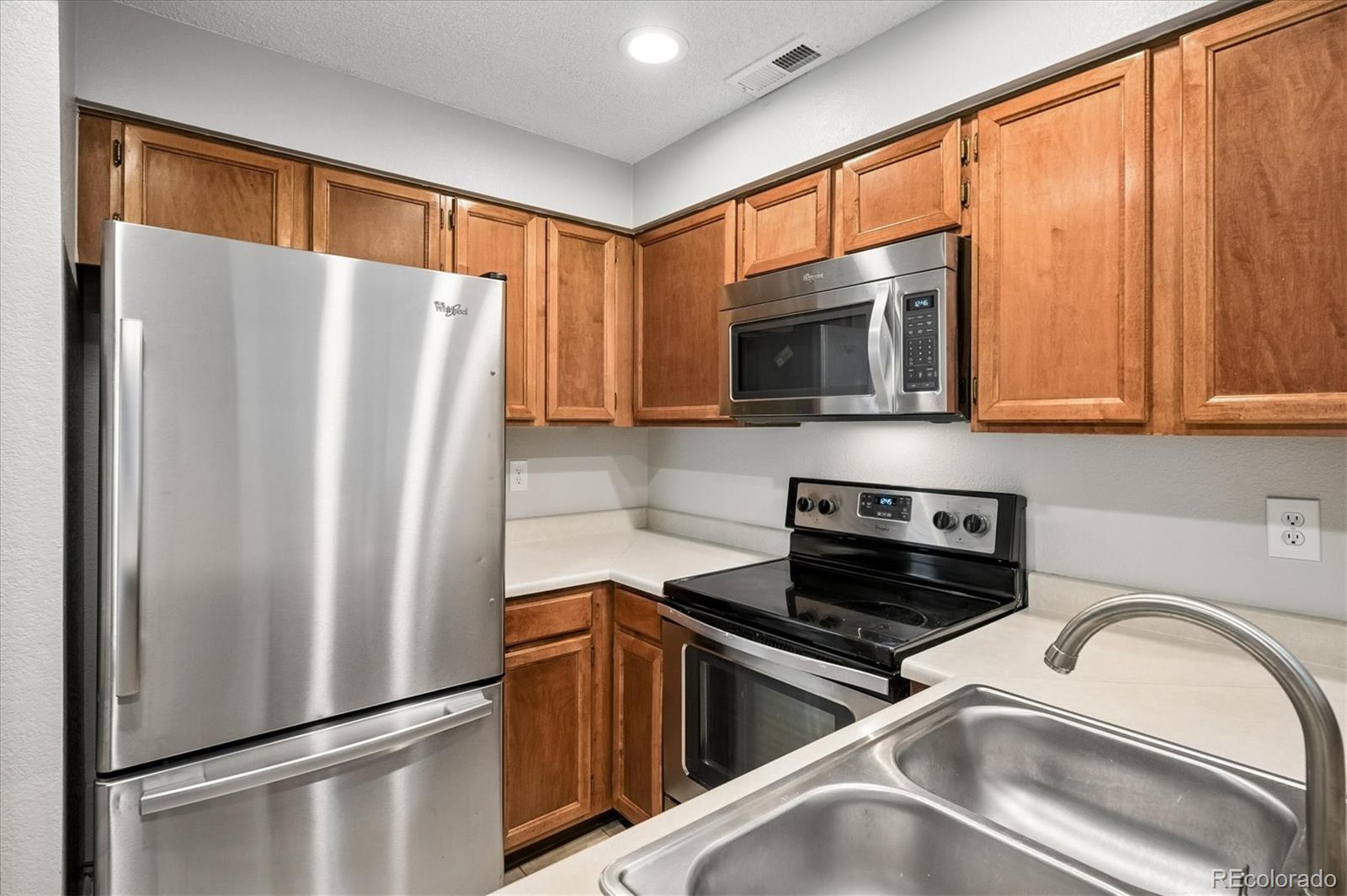 MLS Image #9 for 846 s vance street,lakewood, Colorado