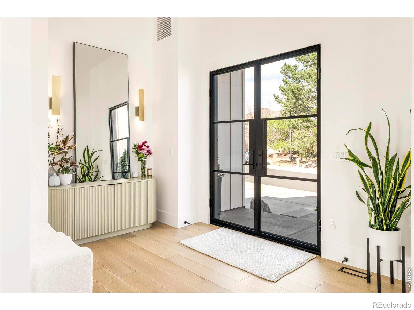 MLS Image #1 for 908  pikes peak lane,louisville, Colorado