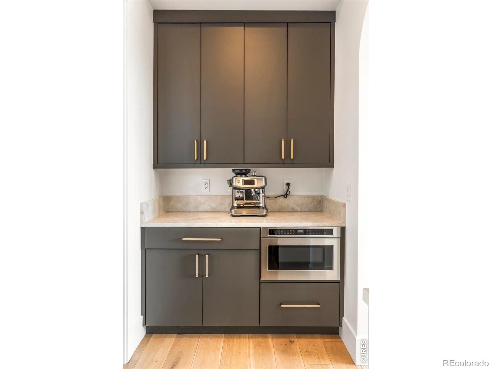 MLS Image #14 for 908  pikes peak lane,louisville, Colorado
