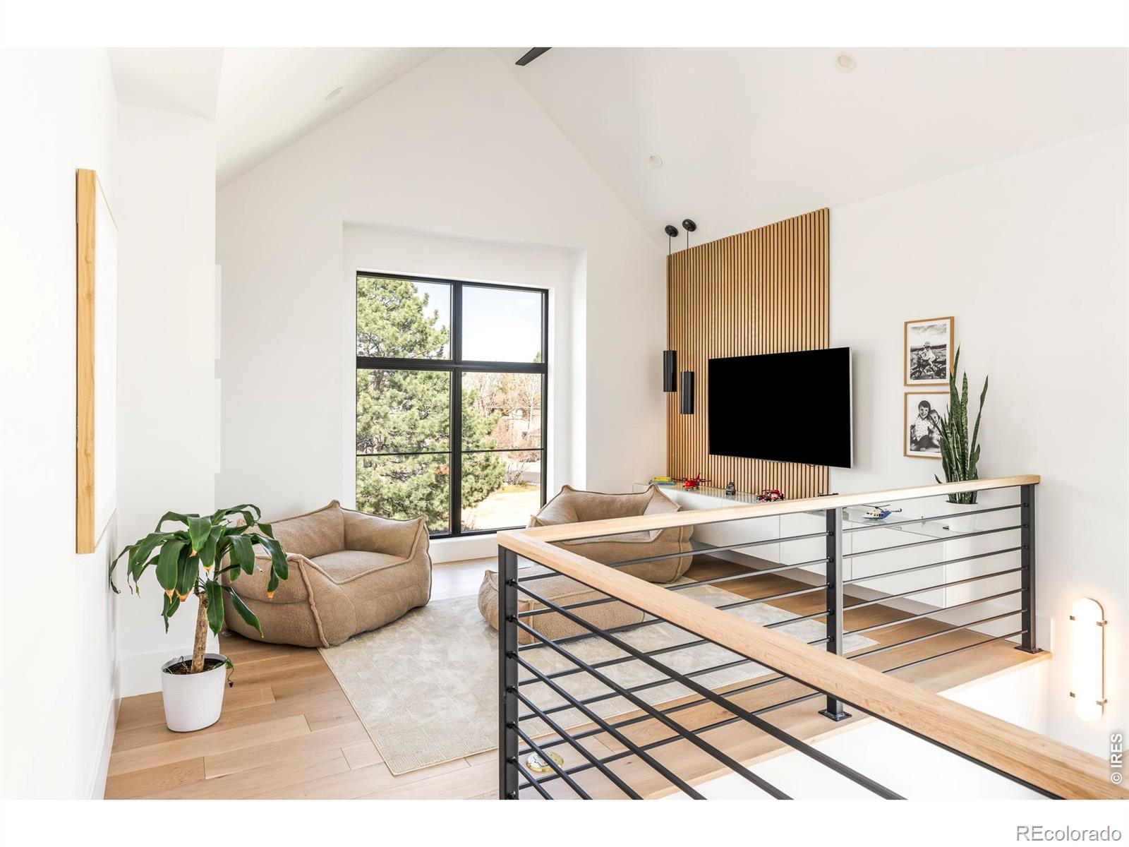MLS Image #19 for 908  pikes peak lane,louisville, Colorado