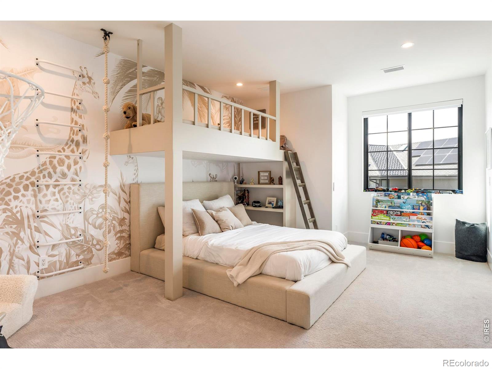 MLS Image #28 for 908  pikes peak lane,louisville, Colorado
