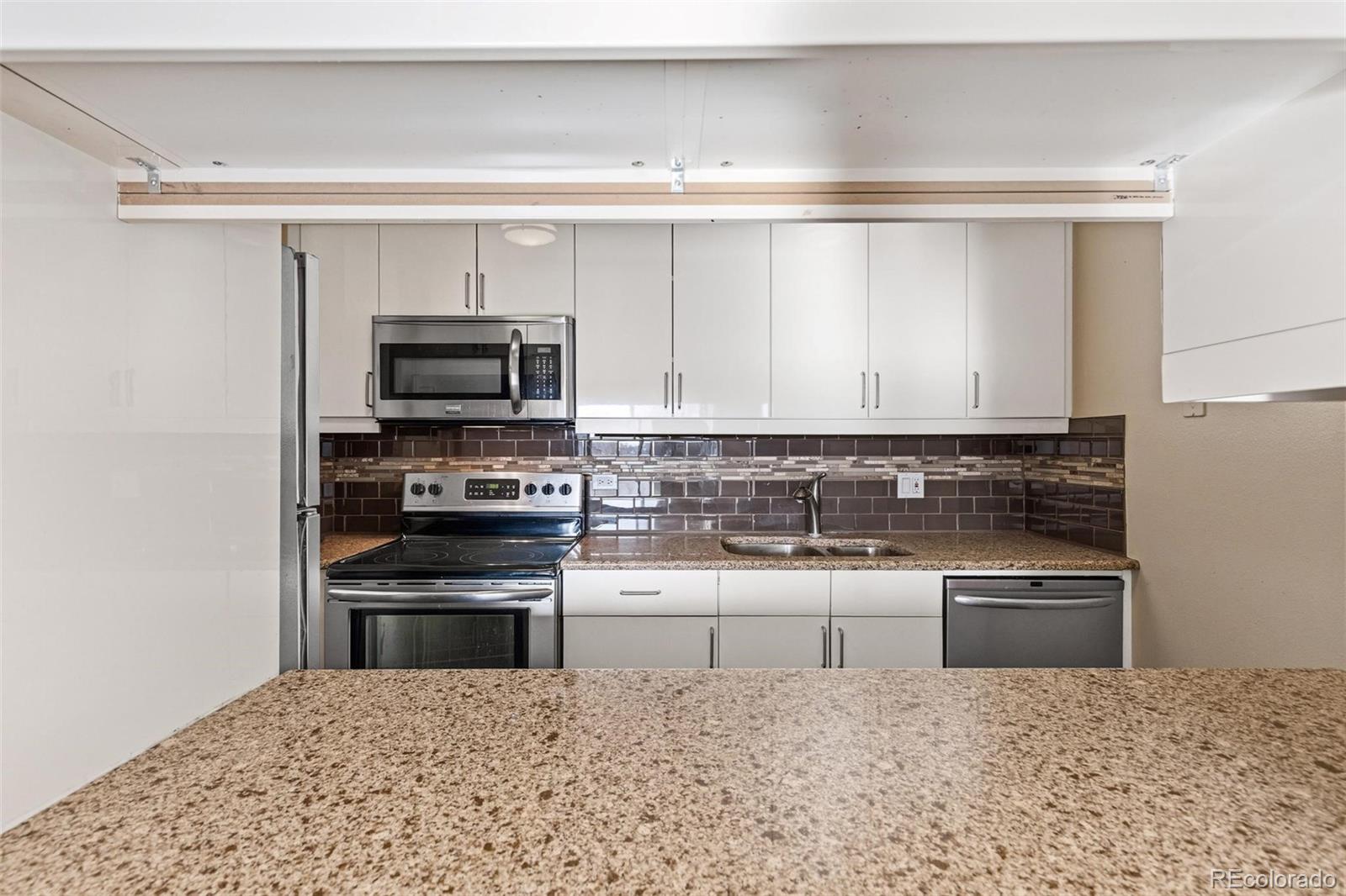 MLS Image #10 for 700 n washington street 506,denver, Colorado