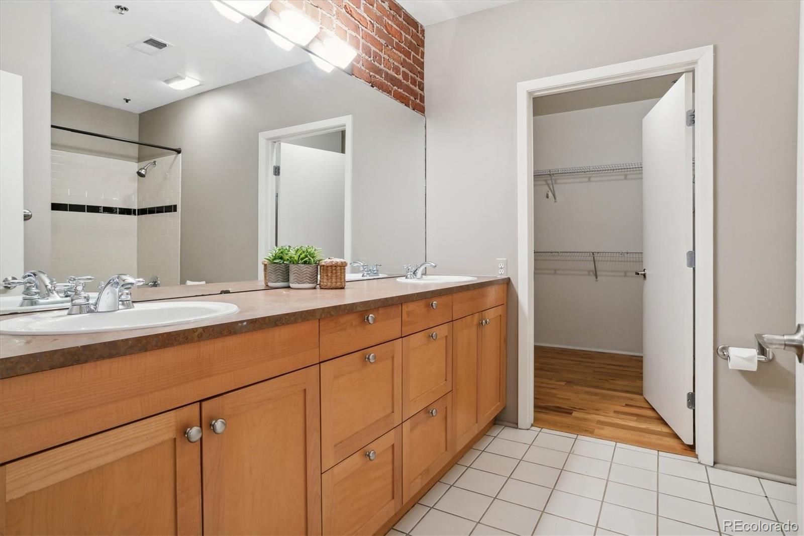 MLS Image #15 for 2960  inca street,denver, Colorado