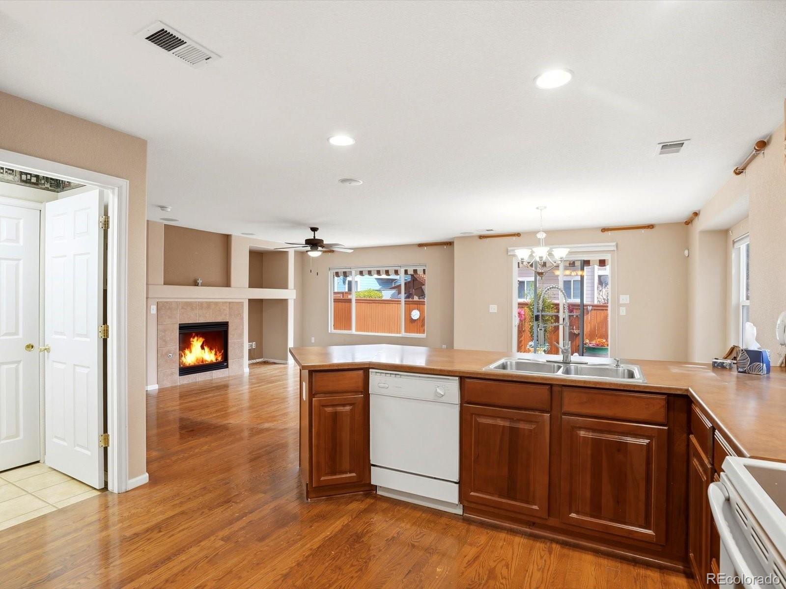 MLS Image #23 for 16082 e 105th court,commerce city, Colorado