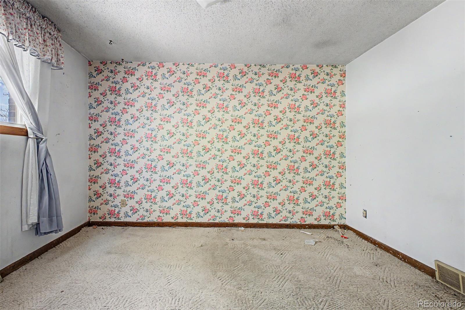 MLS Image #18 for 1600  northwestern road,longmont, Colorado