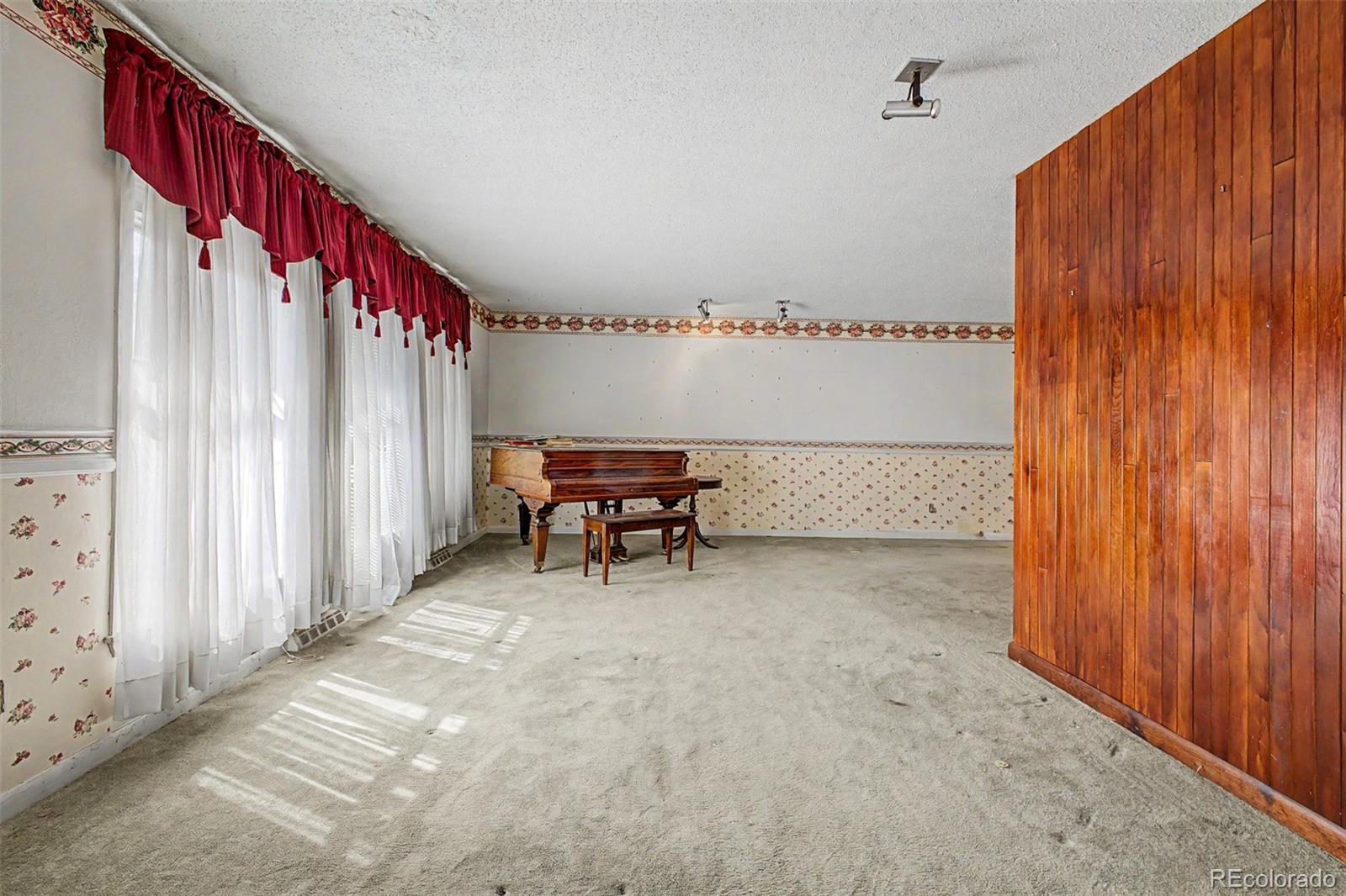 MLS Image #3 for 1600  northwestern road,longmont, Colorado