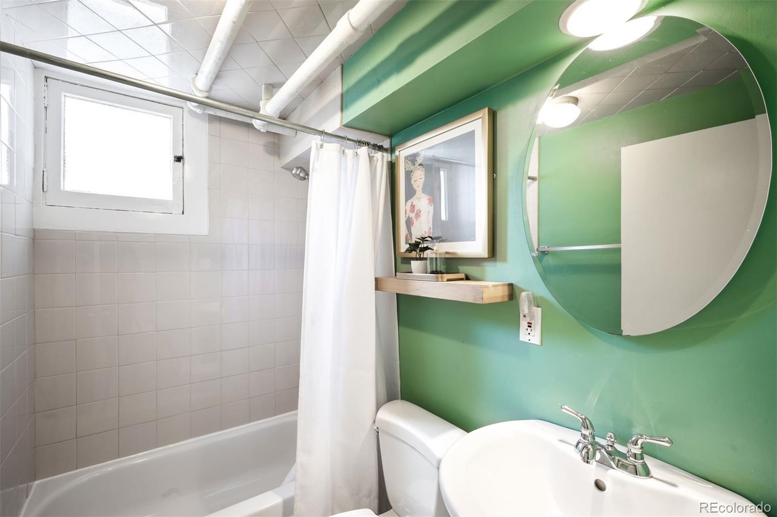 MLS Image #34 for 1368  ash street,denver, Colorado