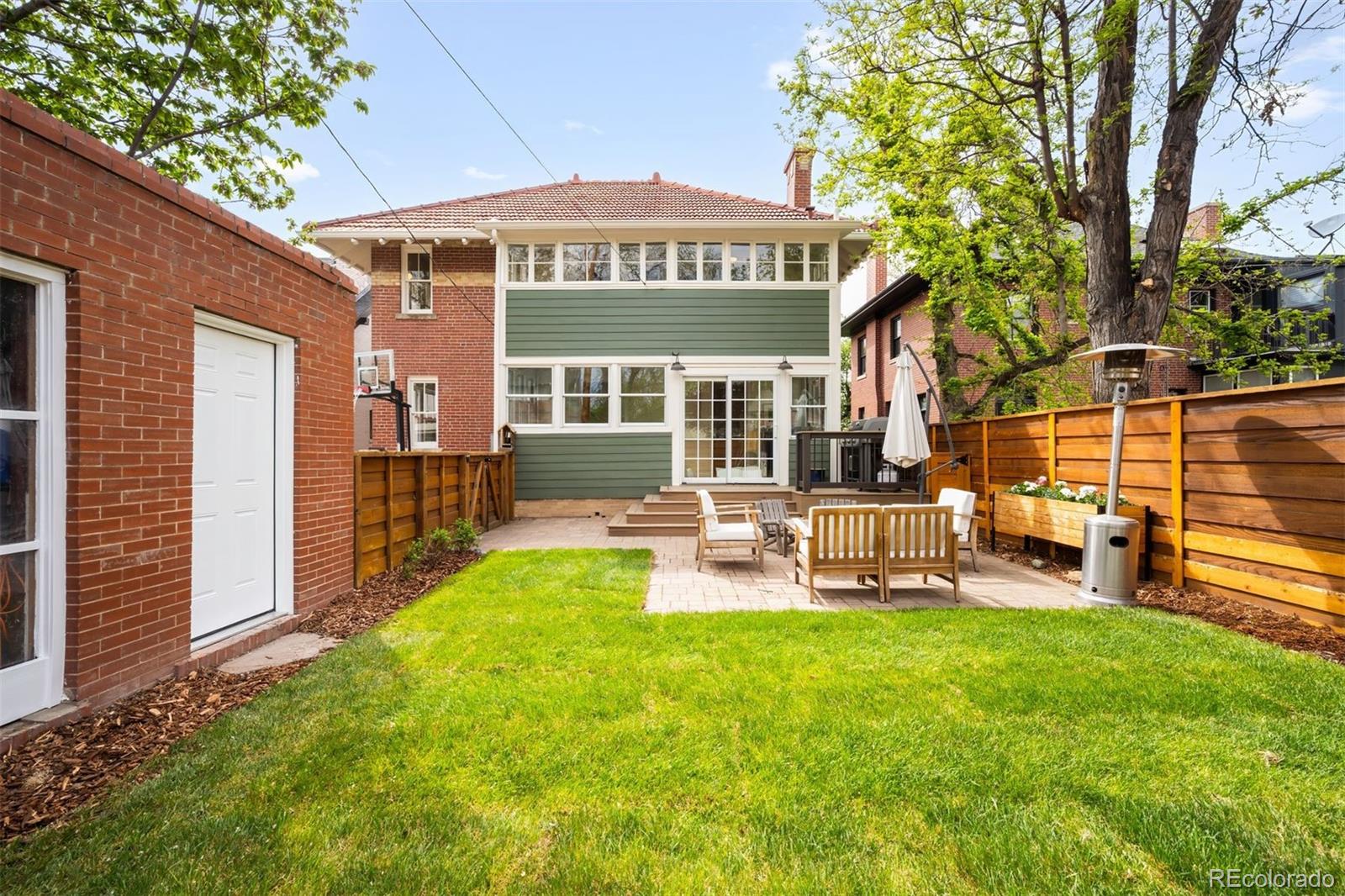 MLS Image #38 for 1368  ash street,denver, Colorado