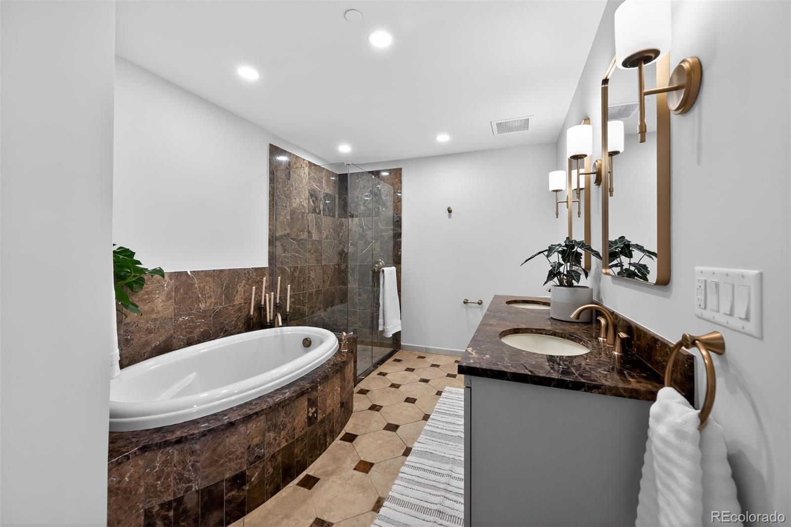 MLS Image #15 for 7220 w bonfils lane 302,lakewood, Colorado