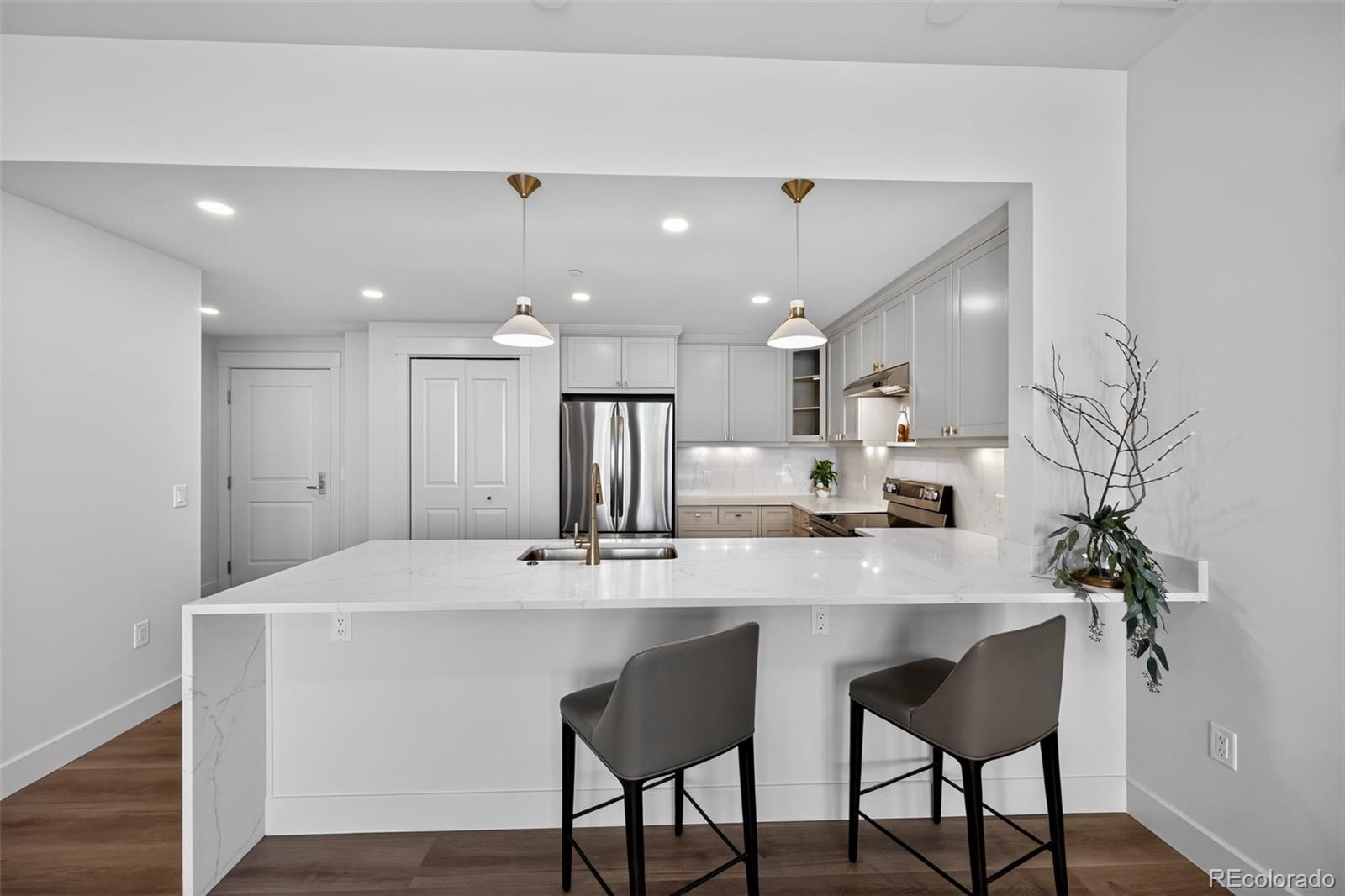 MLS Image #3 for 7220 w bonfils lane 302,lakewood, Colorado