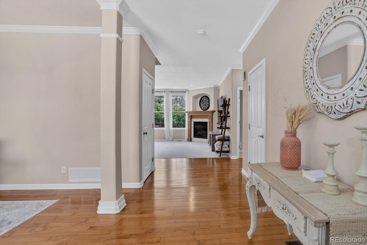 MLS Image #3 for 6012 s ouray street,aurora, Colorado