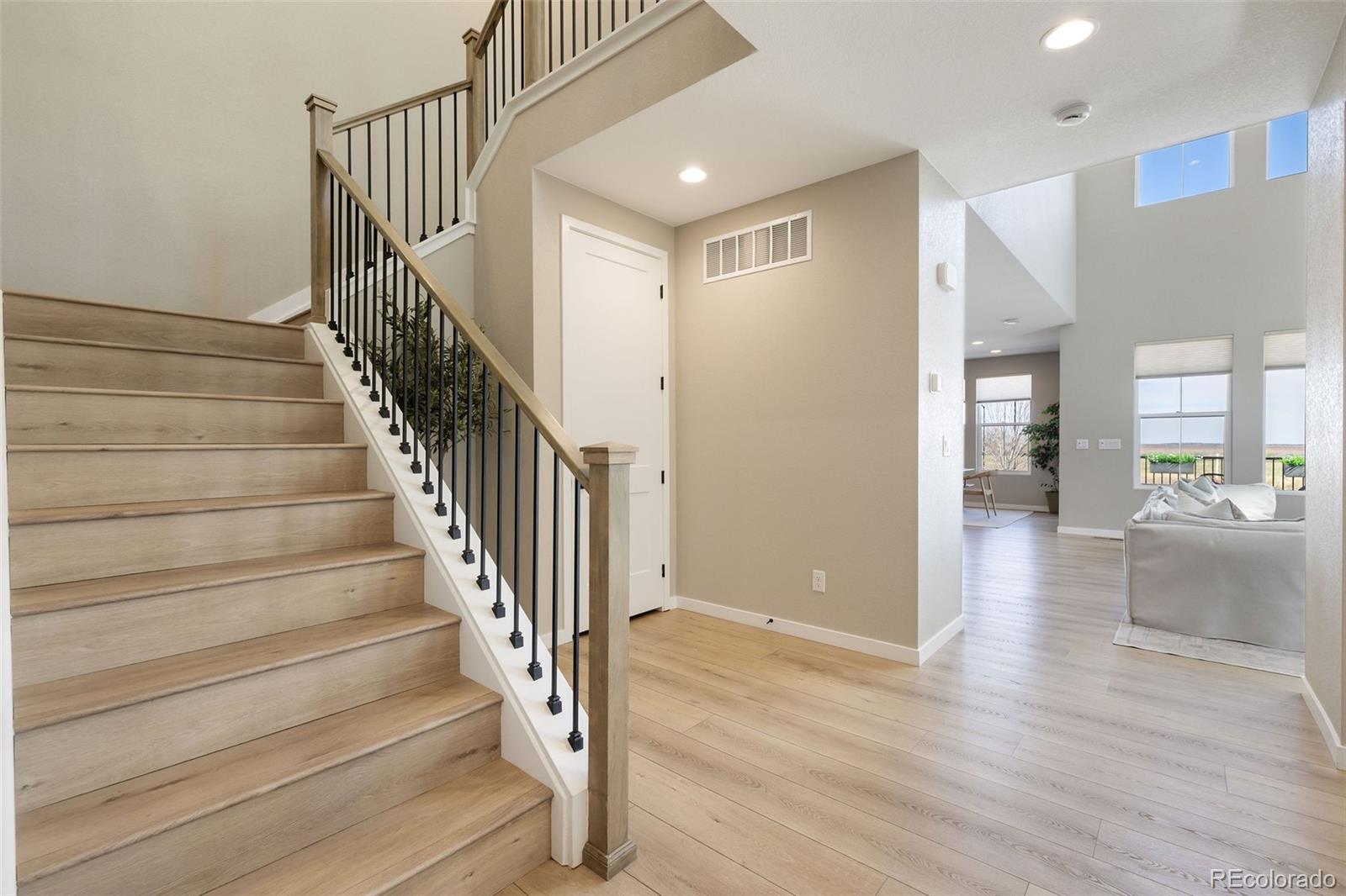 MLS Image #4 for 8827  moonshimmer trail,littleton, Colorado