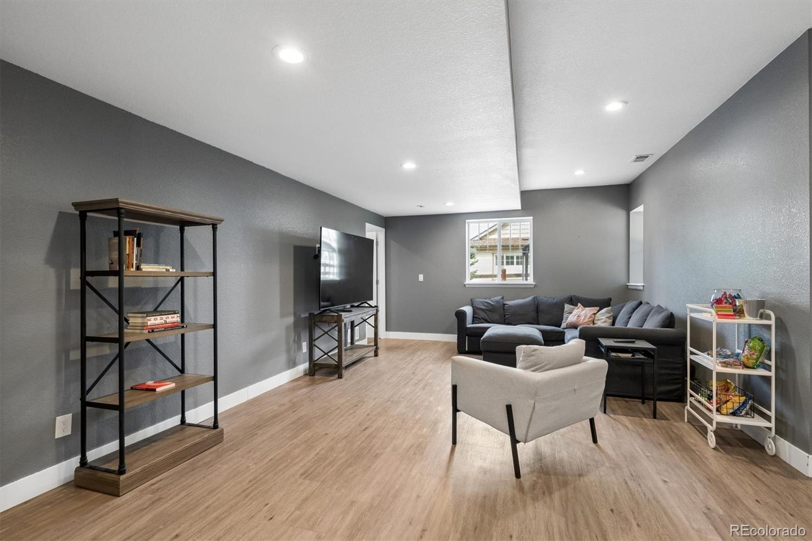MLS Image #31 for 21157 e layton lane,aurora, Colorado