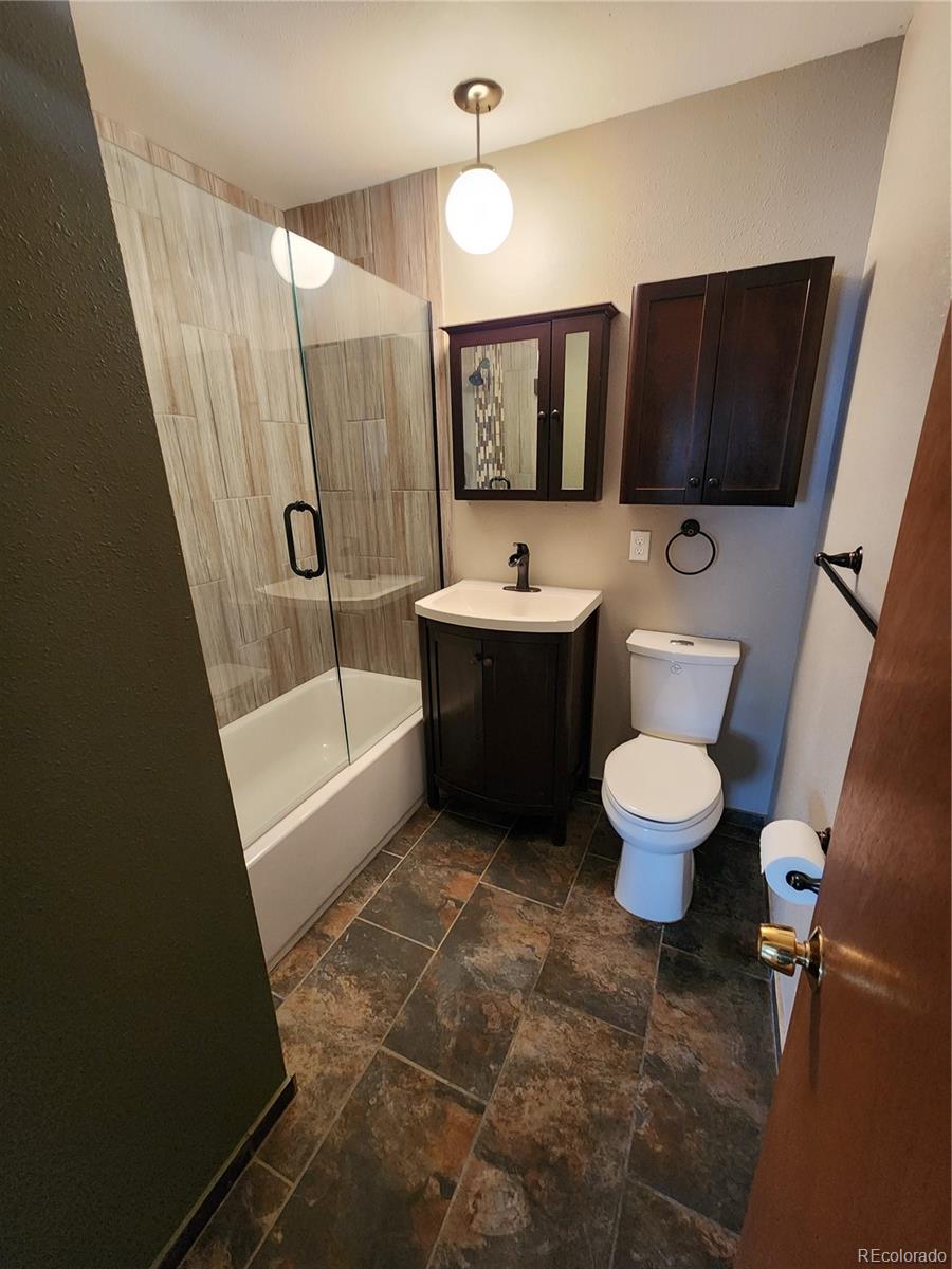 MLS Image #10 for 6525 e harvard avenue,denver, Colorado