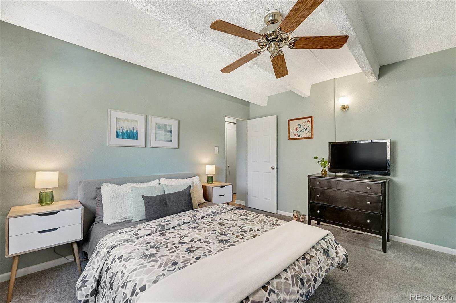 MLS Image #13 for 836  dexter street 205,denver, Colorado