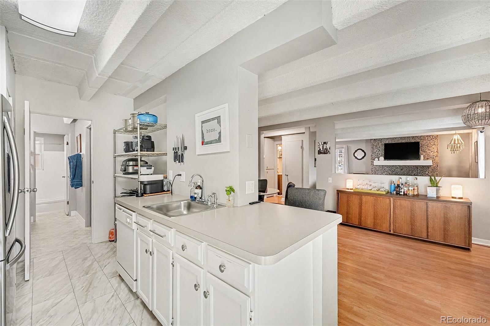 MLS Image #8 for 836  dexter street 205,denver, Colorado