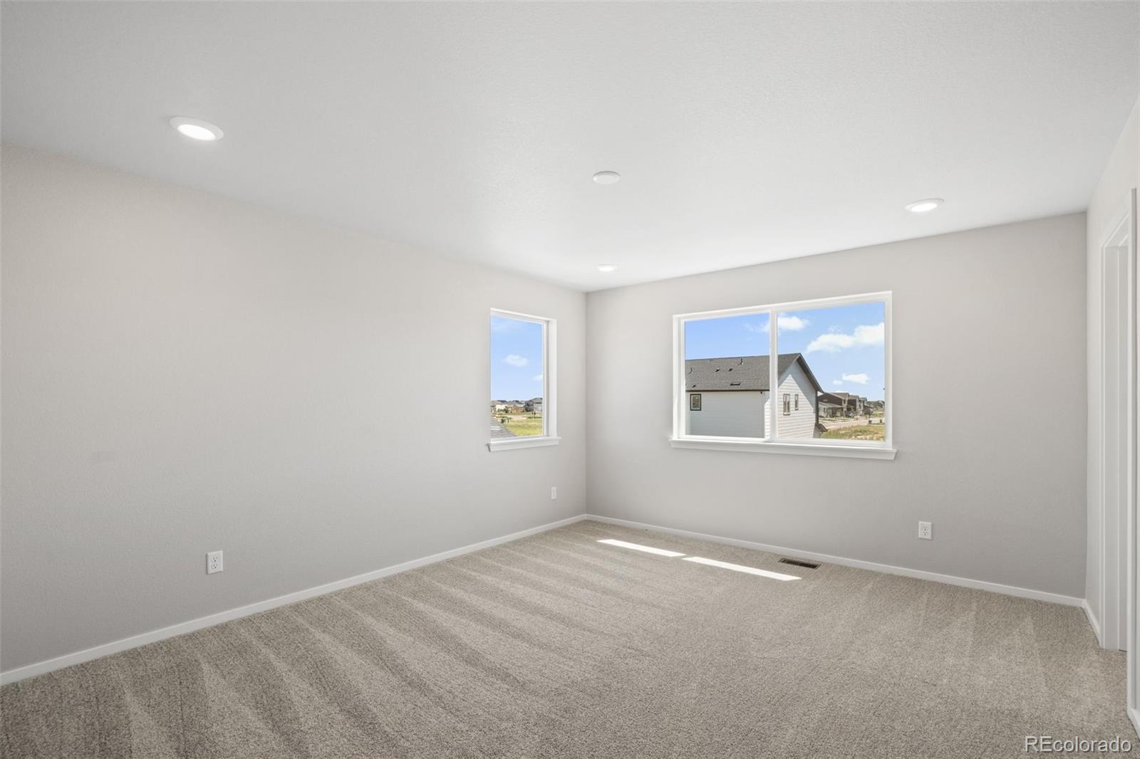 MLS Image #11 for 2732  mosker street,strasburg, Colorado