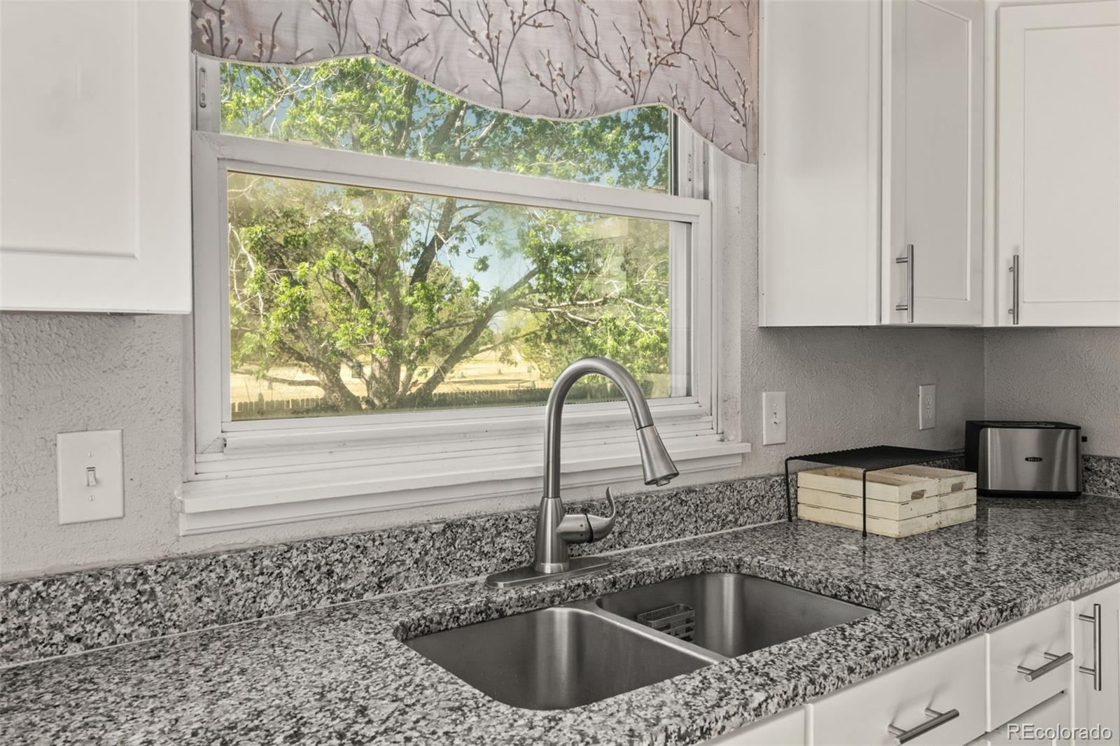 MLS Image #13 for 19570 e batavia drive,aurora, Colorado