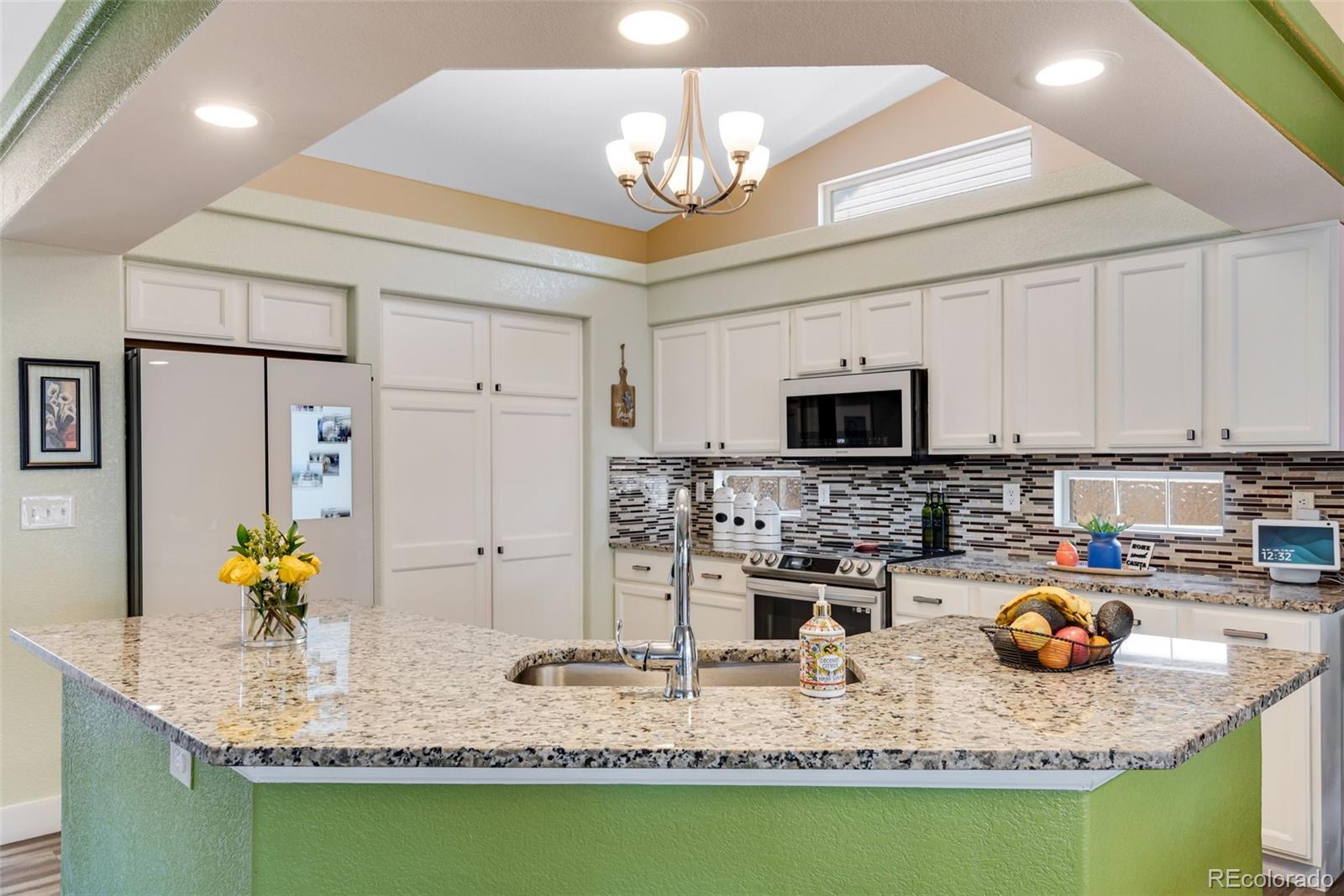 MLS Image #15 for 19573 e 40th drive,denver, Colorado