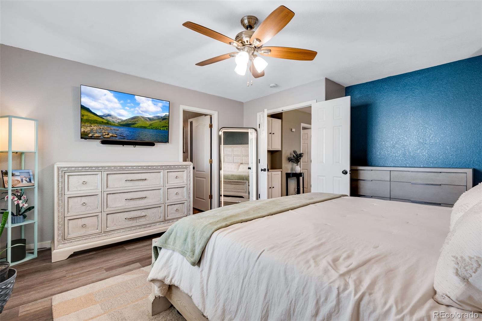 MLS Image #31 for 19573 e 40th drive,denver, Colorado