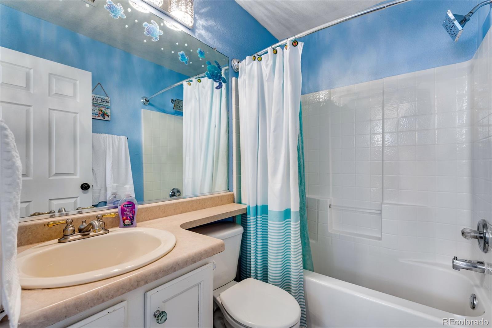 MLS Image #39 for 19573 e 40th drive,denver, Colorado