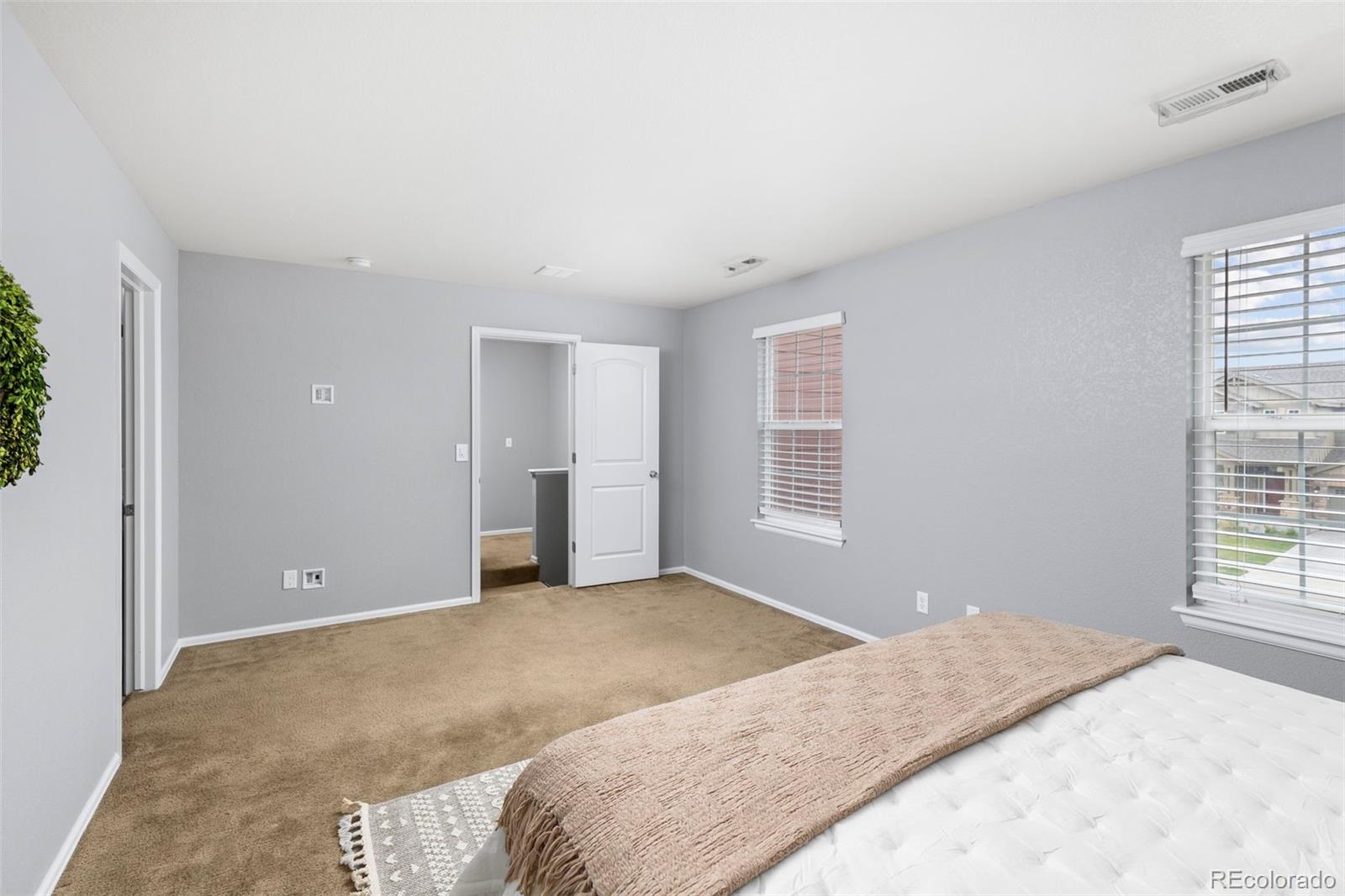 MLS Image #13 for 10268  norfolk street,commerce city, Colorado
