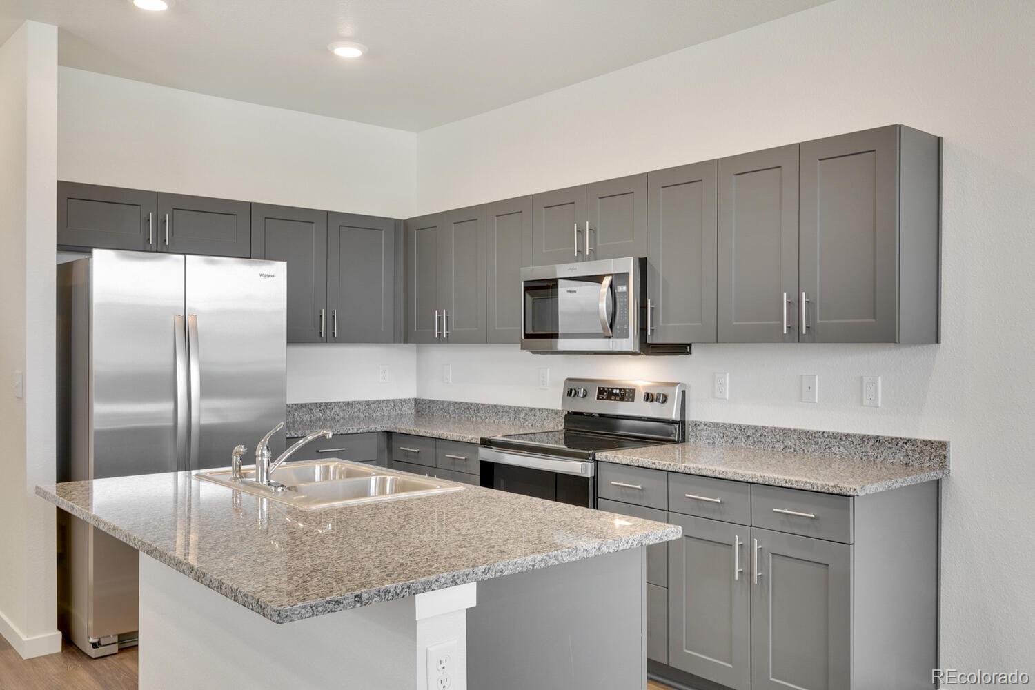 MLS Image #6 for 9825  bahama street,commerce city, Colorado