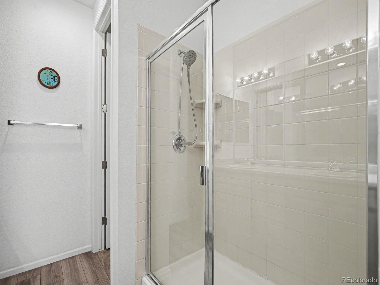 MLS Image #8 for 25549 e archer avenue,aurora, Colorado