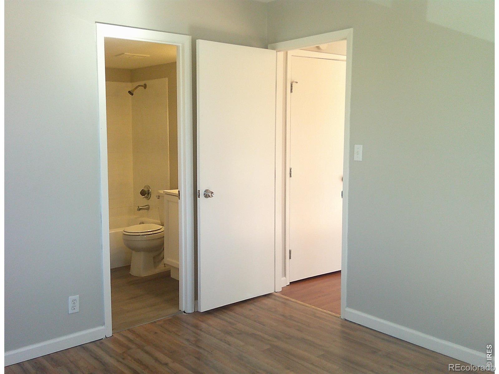 MLS Image #10 for 1165 s oneida street,denver, Colorado