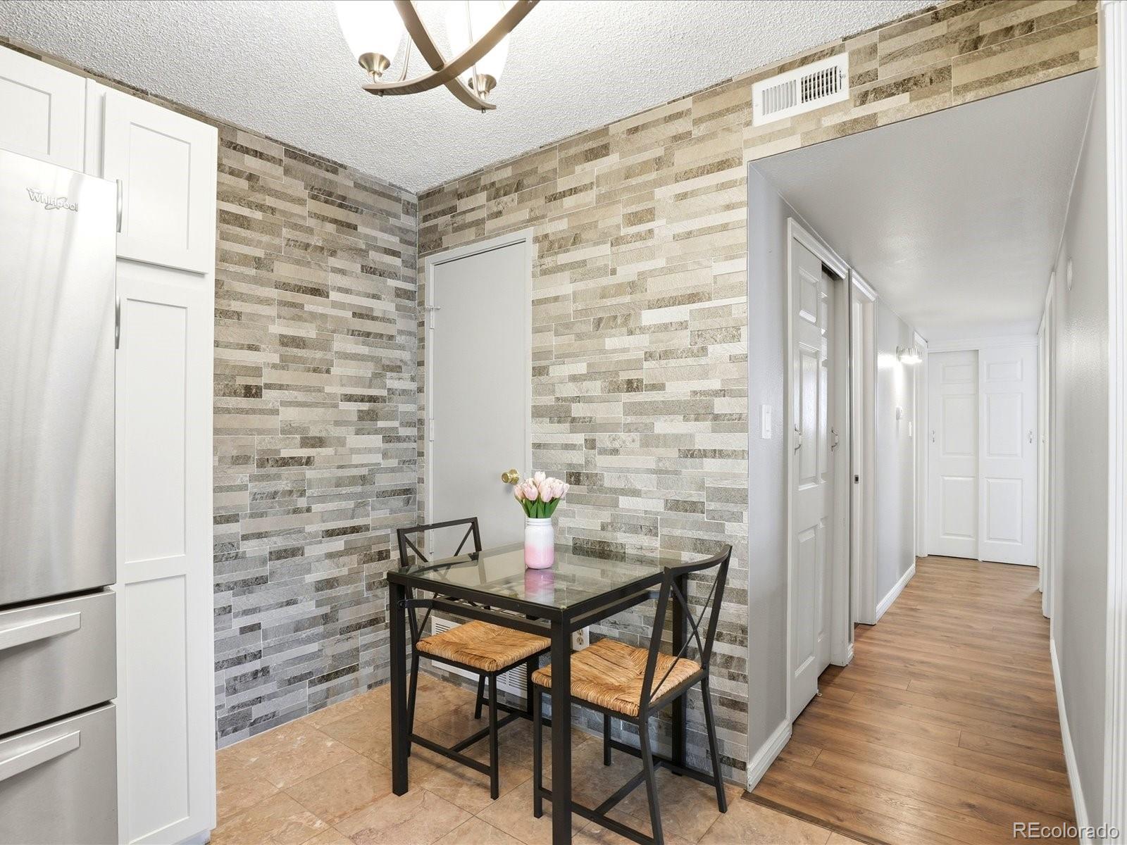 MLS Image #13 for 4400 s quebec street,denver, Colorado
