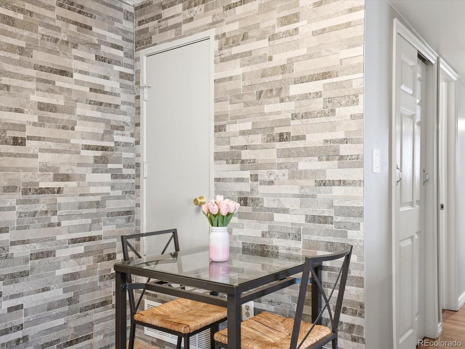 MLS Image #14 for 4400 s quebec street,denver, Colorado