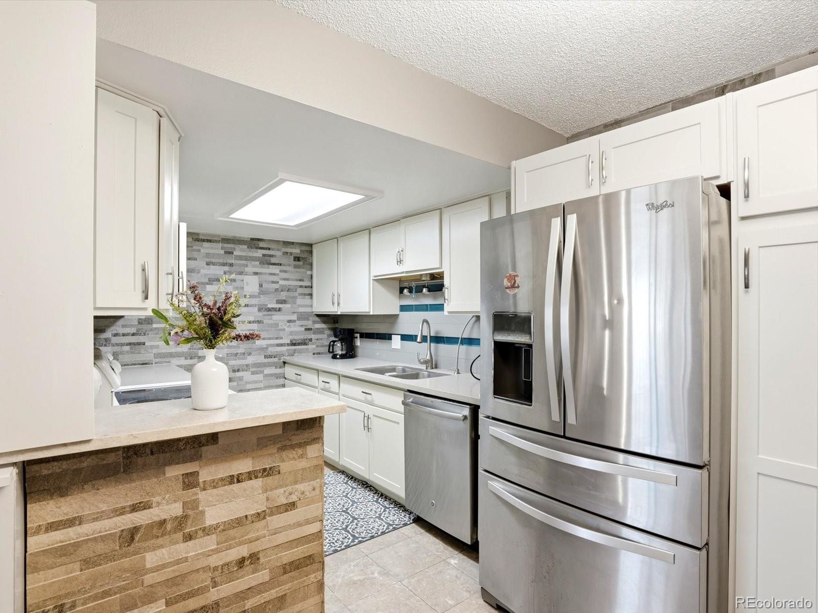 MLS Image #15 for 4400 s quebec street,denver, Colorado