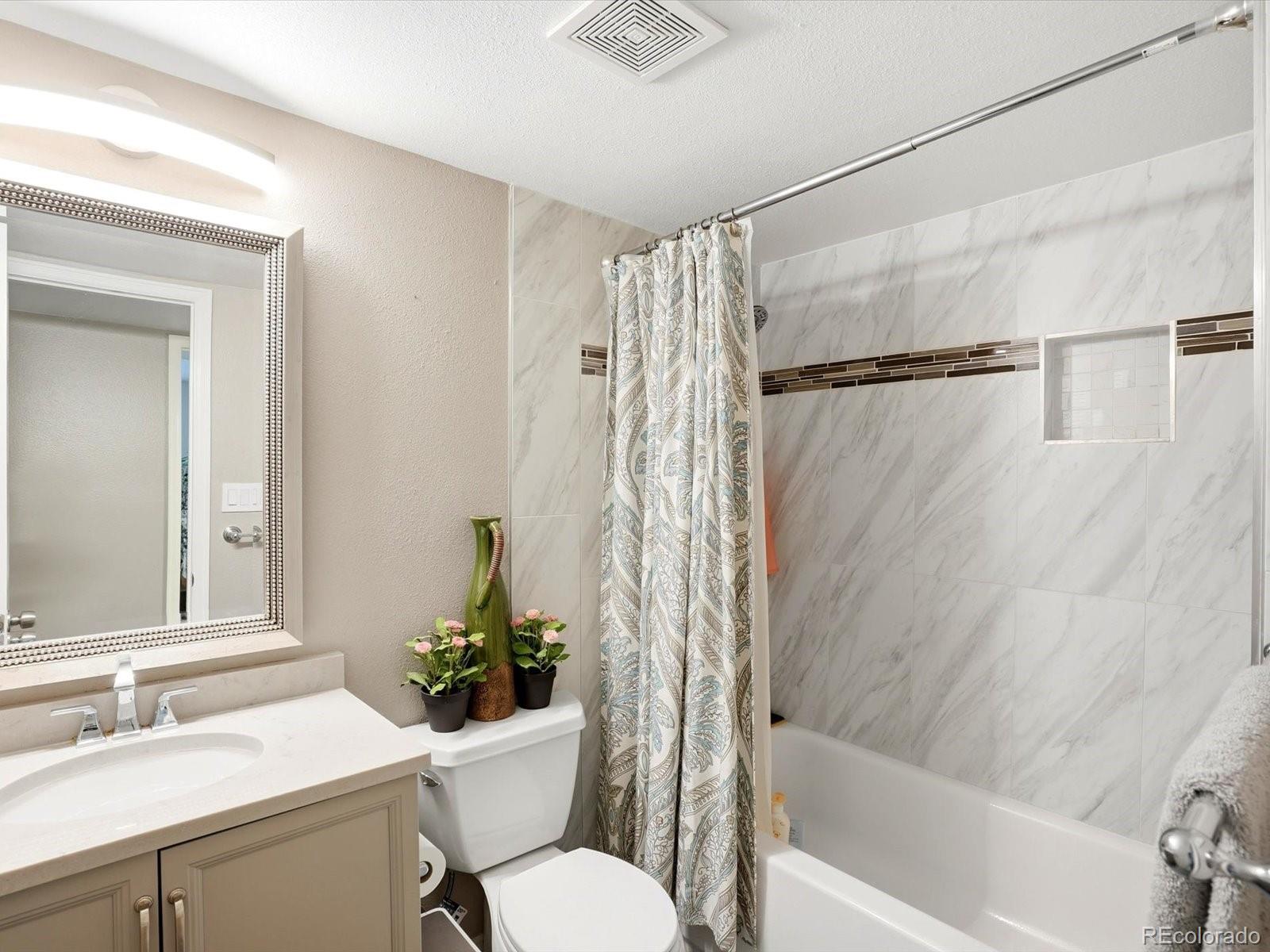 MLS Image #19 for 4400 s quebec street,denver, Colorado